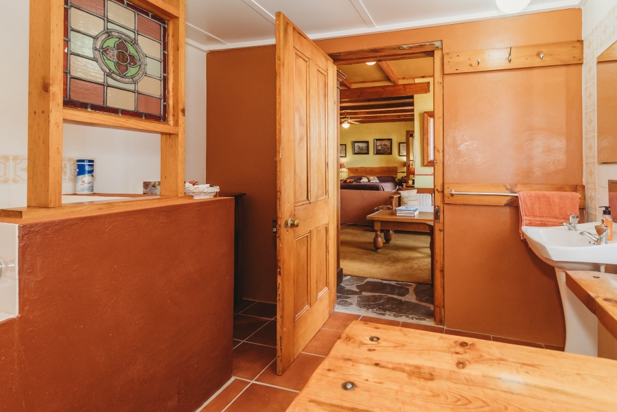 5 Bedroom Property for Sale in De Rust Western Cape